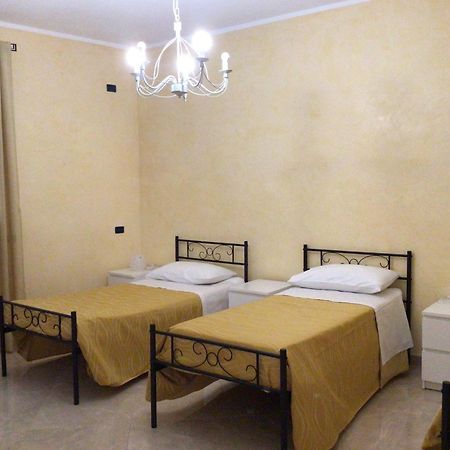 Tramonti Salentini Bed and Breakfast San Marzano di San Giuseppe Buitenkant foto
